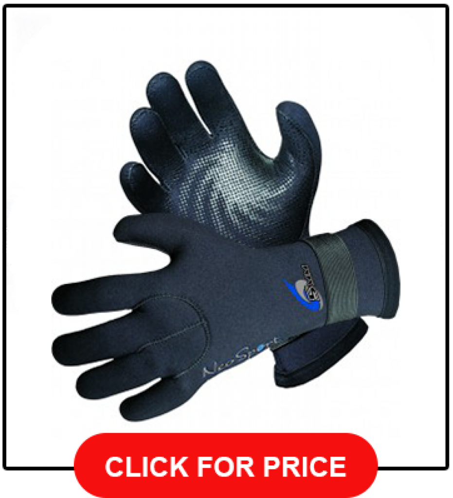 Best Surfing Gloves Reviewed See Our List Of The Top 5! [2021]